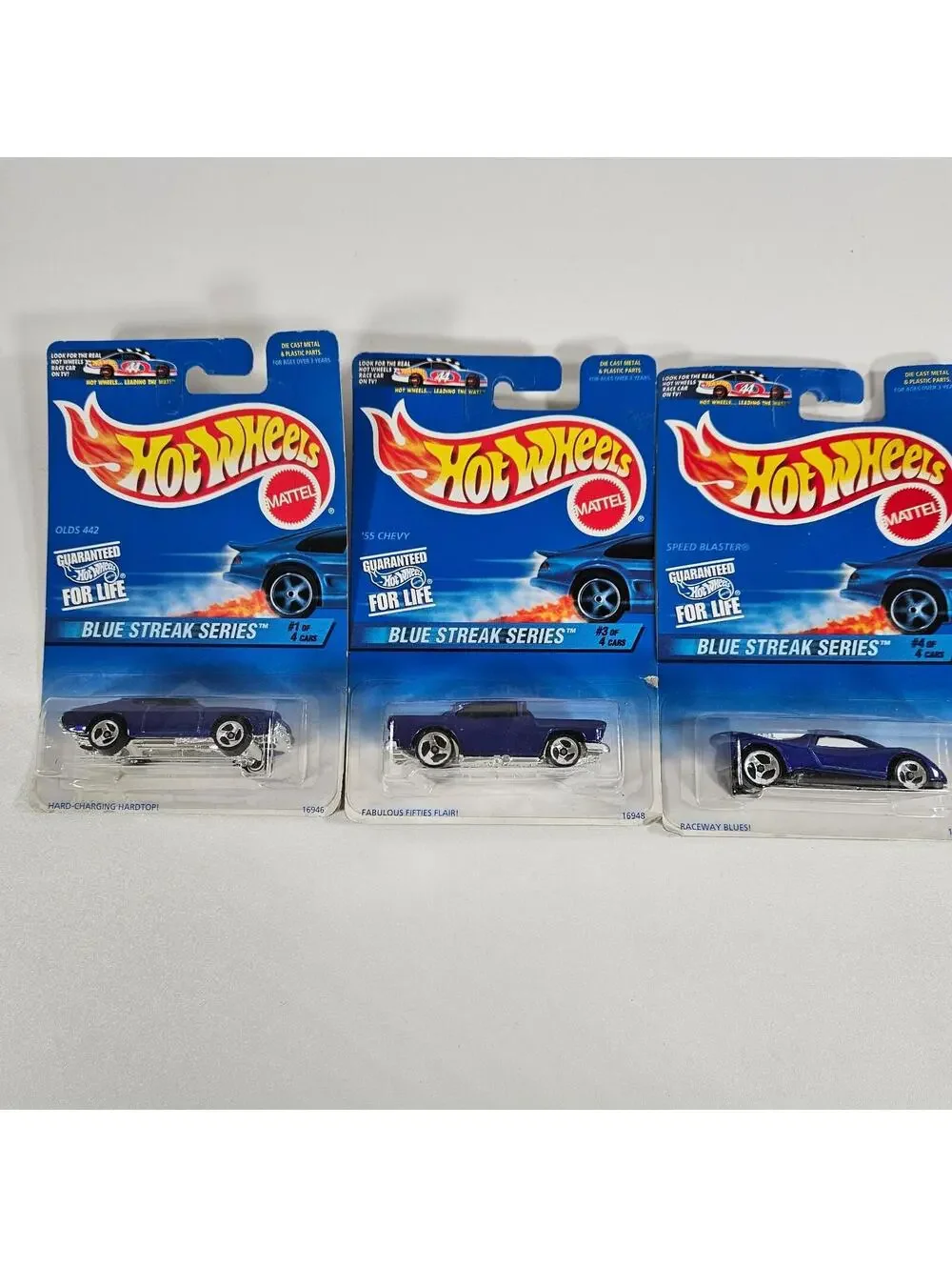 Hot Wheels 1997 Blue Streak Series 3/4 1:64 NIP